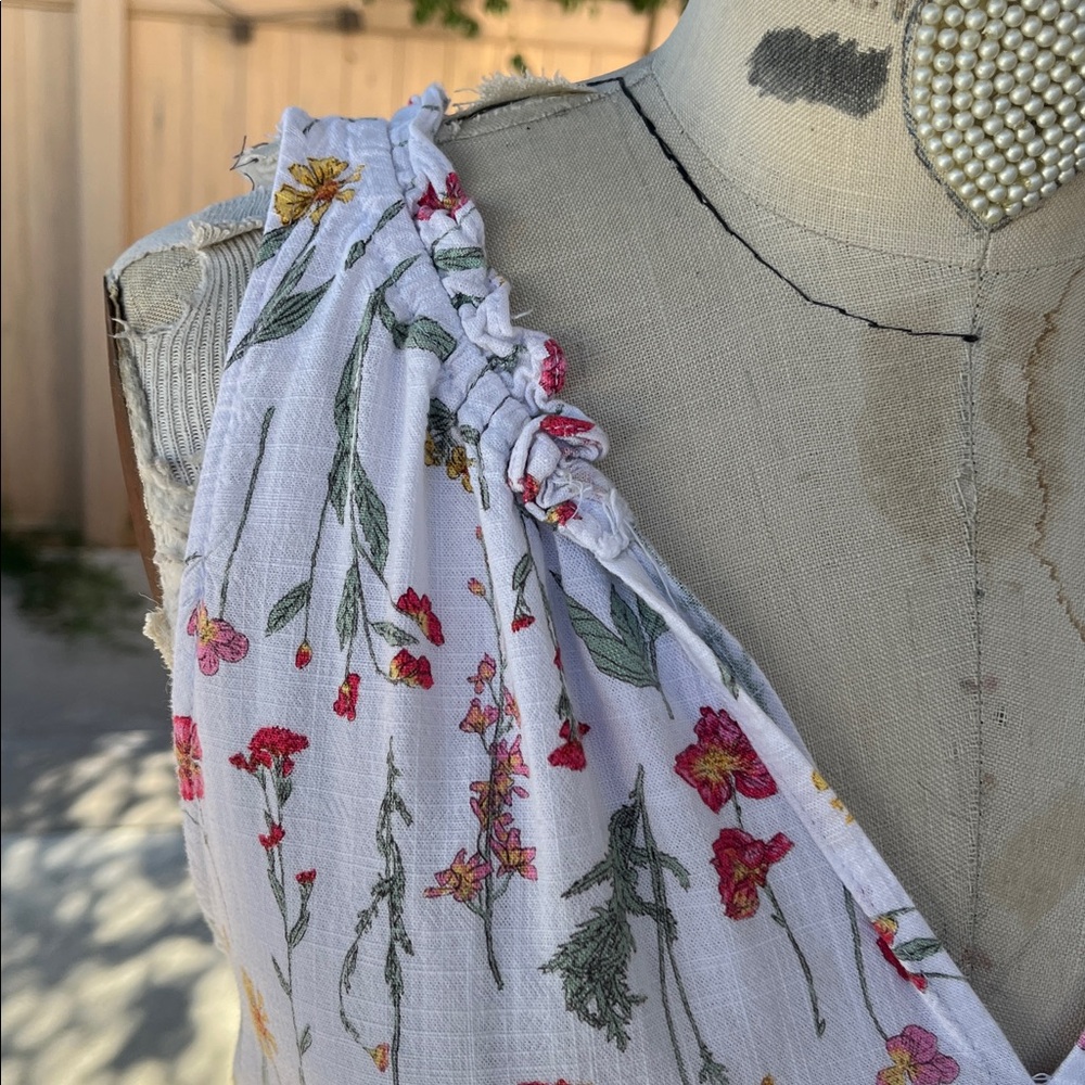 Floral V-Neck Midi Dress by Well Worn, Linen blend-feels great and pockets! Lg - Picture 2 of 8